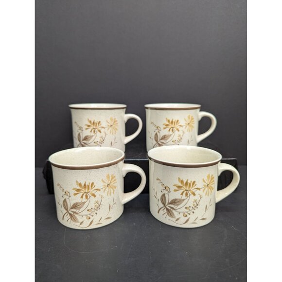 Vintage Royal Doulton Sandsprite Lambethware L.S. 1013 Flat Coffee Cup Set of 4 - Picture 1 of 7